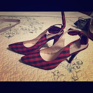 Beauty Heels Red Plaid